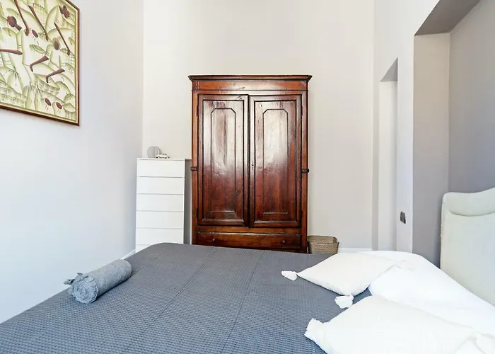 Vittoria Corner - Bymyhomeincomo
